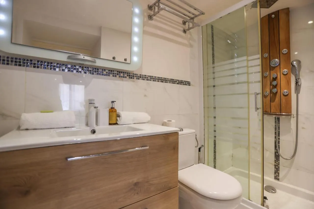 Apartmán Immogroom - Beautiful Duplex - 5 Min From The Beach - Ac - Suquet Cannes