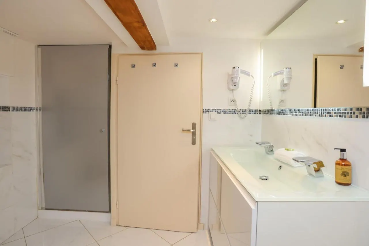 Immogroom - Beautiful Duplex - 5 Min From The Beach - Ac - Suquet Cannes Apartmán